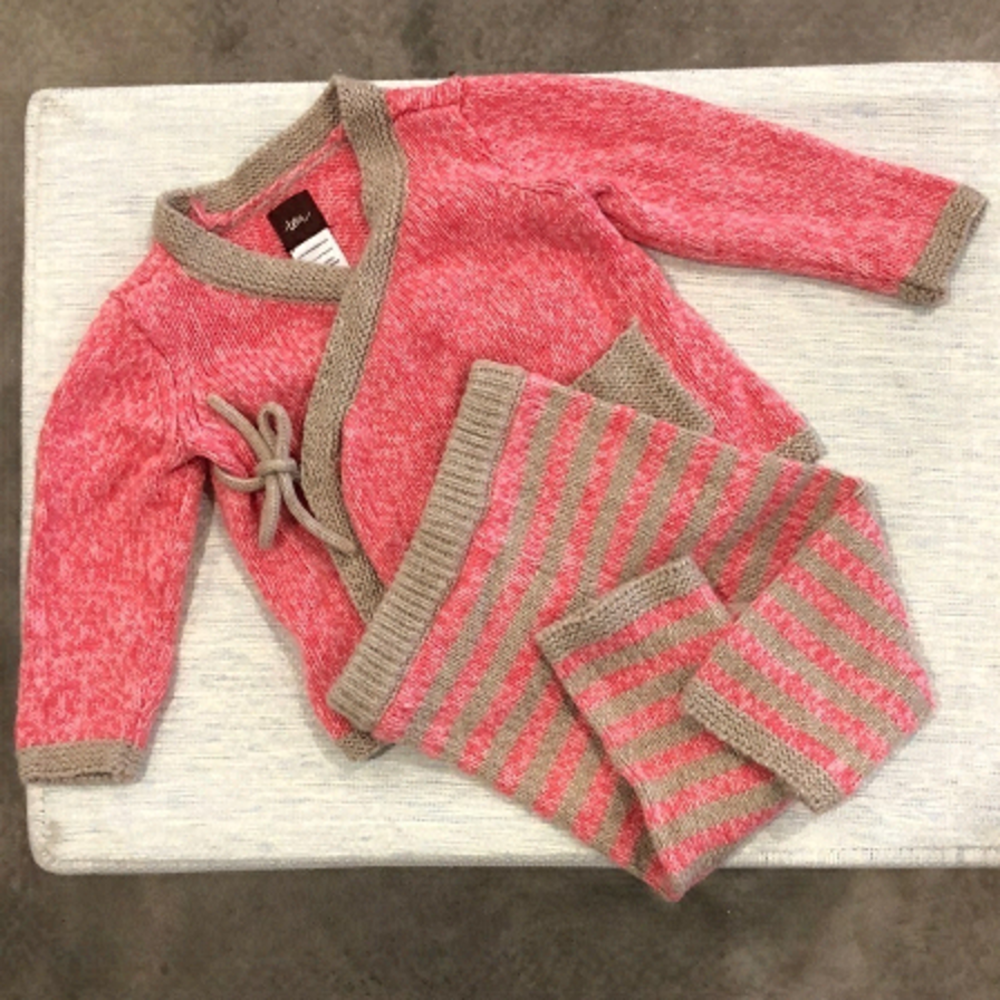 𝅺tea knit set pink and tan. 100% cotton